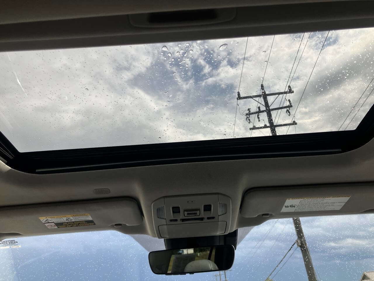 Used 2021 Toyota Highlander XLE image 11