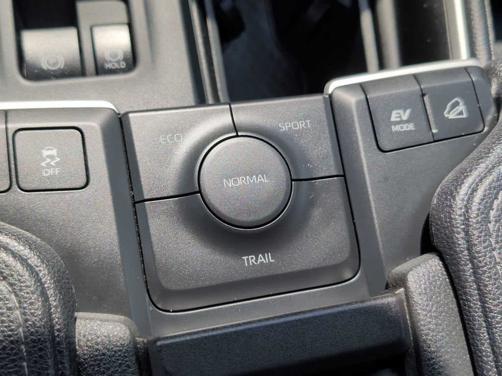 Used 2024 Toyota Grand Highlander AWD Hybrid image 45