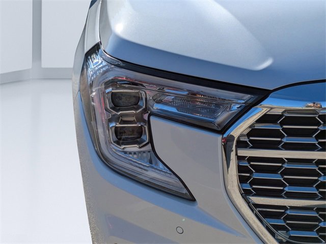 Used 2023 GMC Terrain Denali image 9