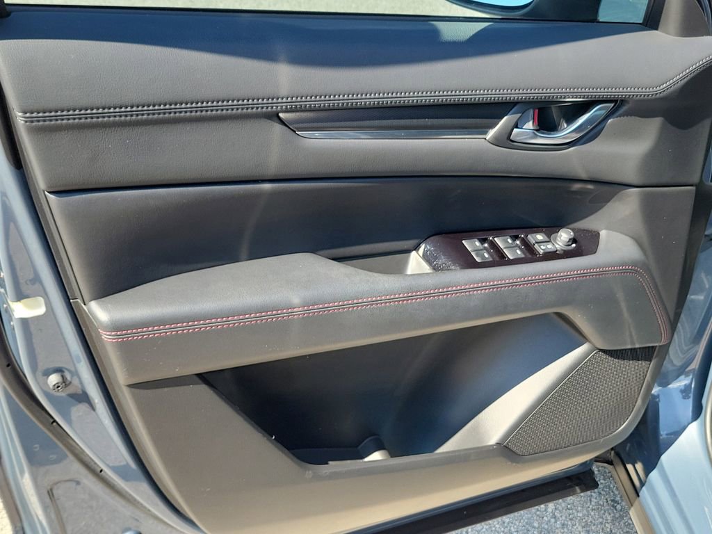 Certified 2023 MAZDA CX-5 Carbon Edition image 17