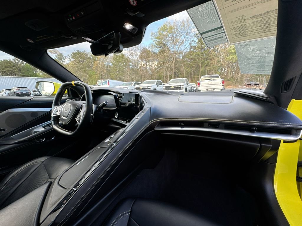 Used 2022 Chevrolet Corvette Stingray Premium Conv w/ 3LT image 29