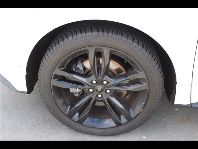 Used 2020 Ford Edge ST w/ Equipment Group 401A AWD/4WD image 12