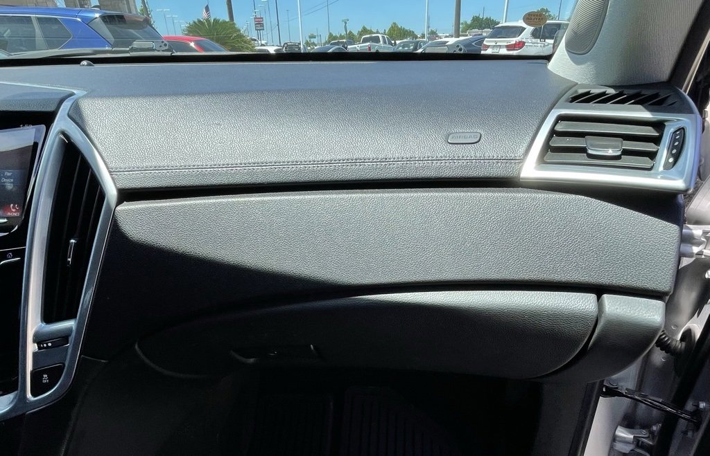 Used 2013 Cadillac SRX FWD image 30