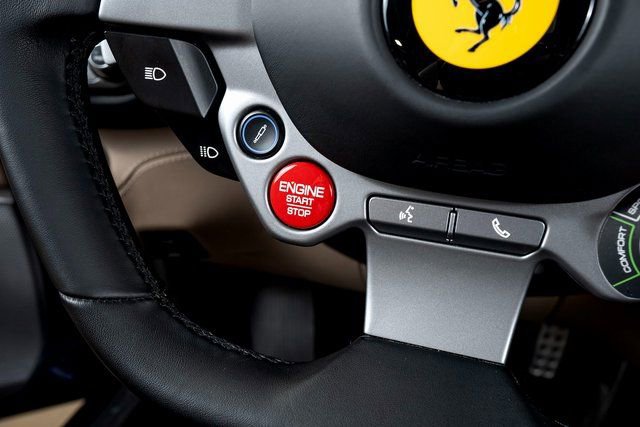 Certified 2019 Ferrari Portofino image 39