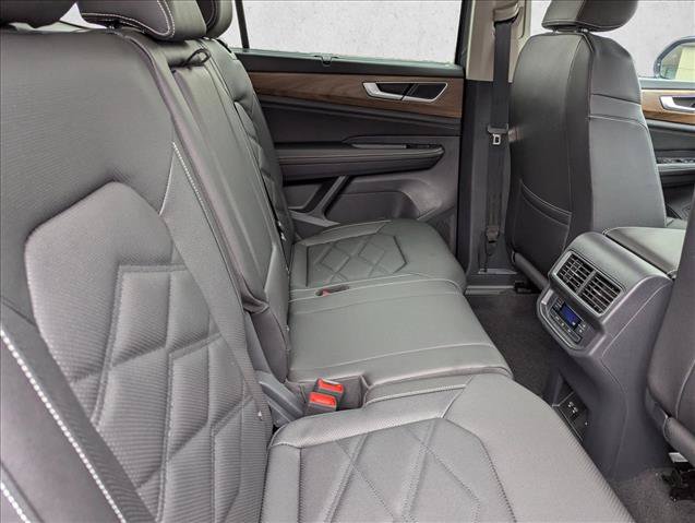 New 2026 Volkswagen Atlas SE FWD image 30