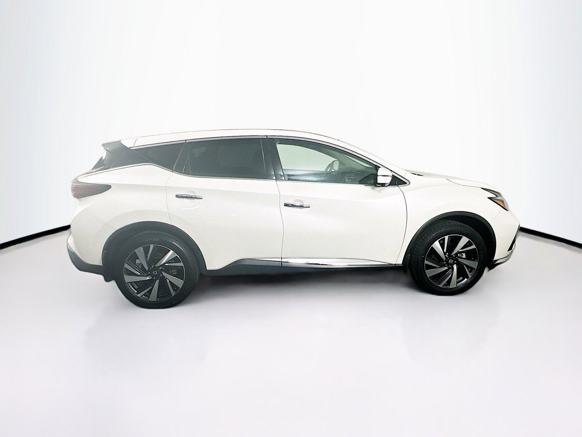 Used 2023 Nissan Murano SL w/ SL Moonroof Package image 10