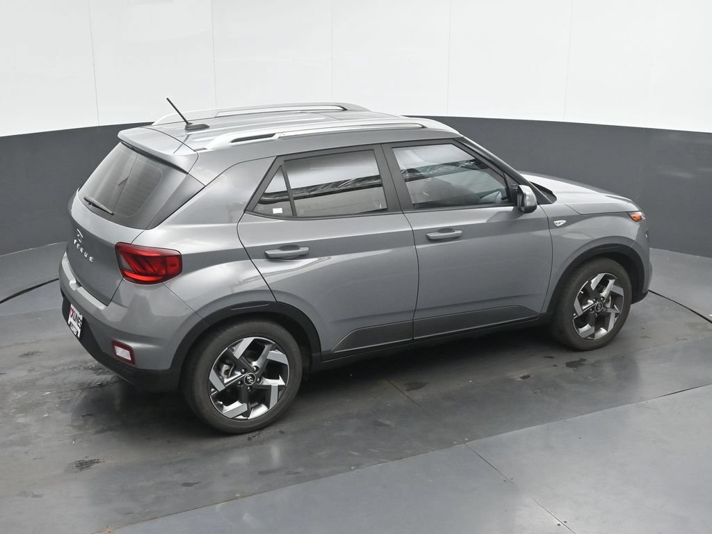 Certified 2023 Hyundai Venue SEL FWD image 31