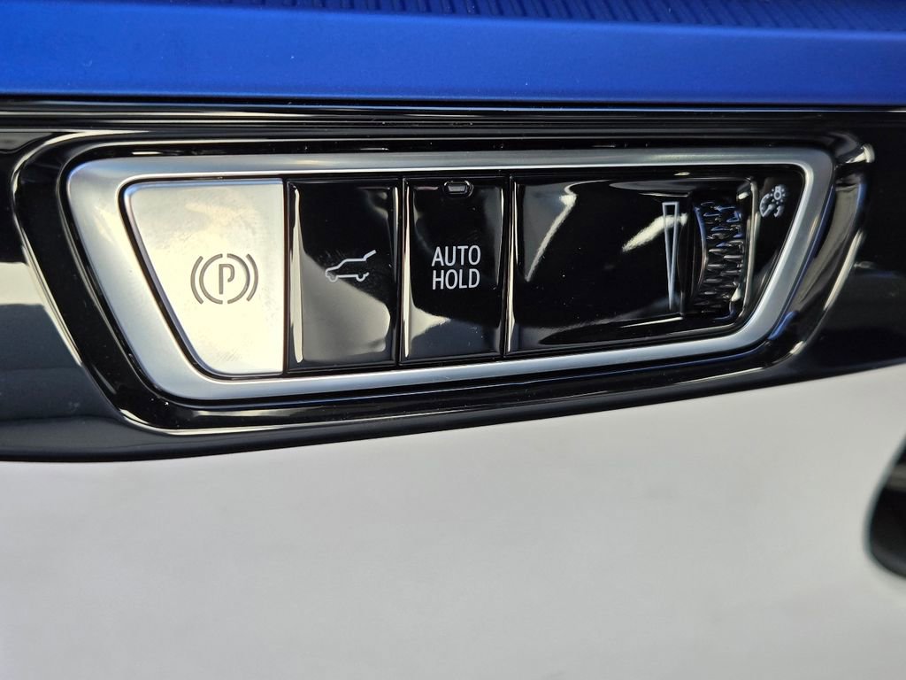 New 2025 Cadillac Optiq Sport 1 image 19