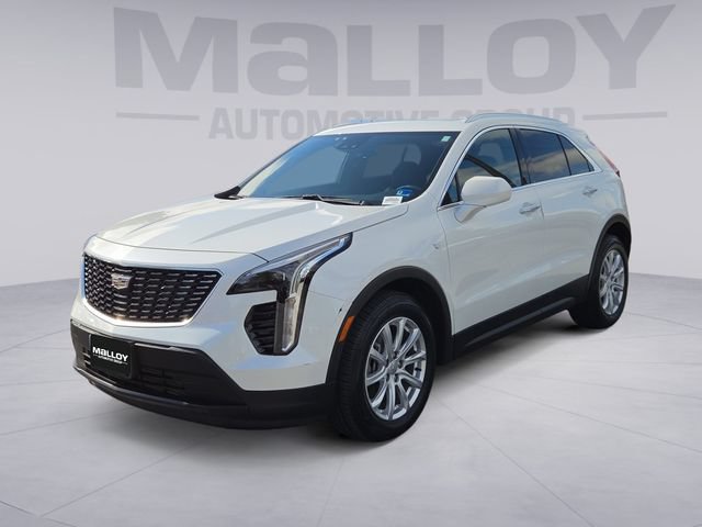 Certified 2023 Cadillac XT4 Luxury w/ Cold Weather Package AWD/4WD image 1