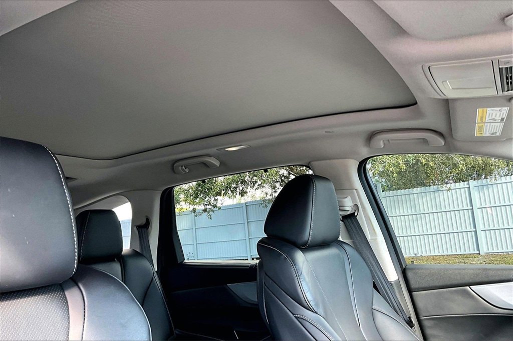 Used 2023 Acura MDX SH-AWD w/ Technology Package image 22