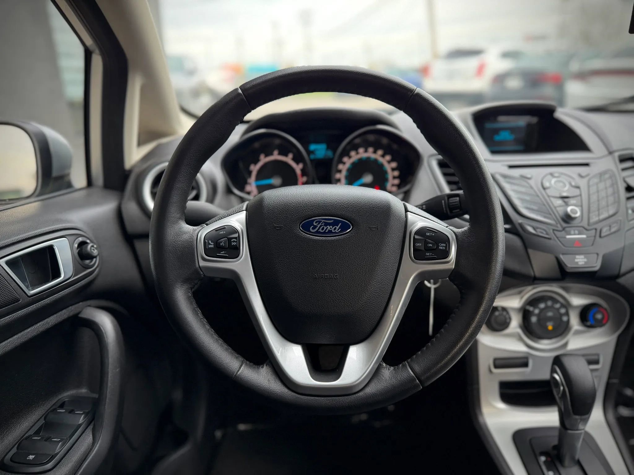 Used 2016 Ford Fiesta SE FWD image 11