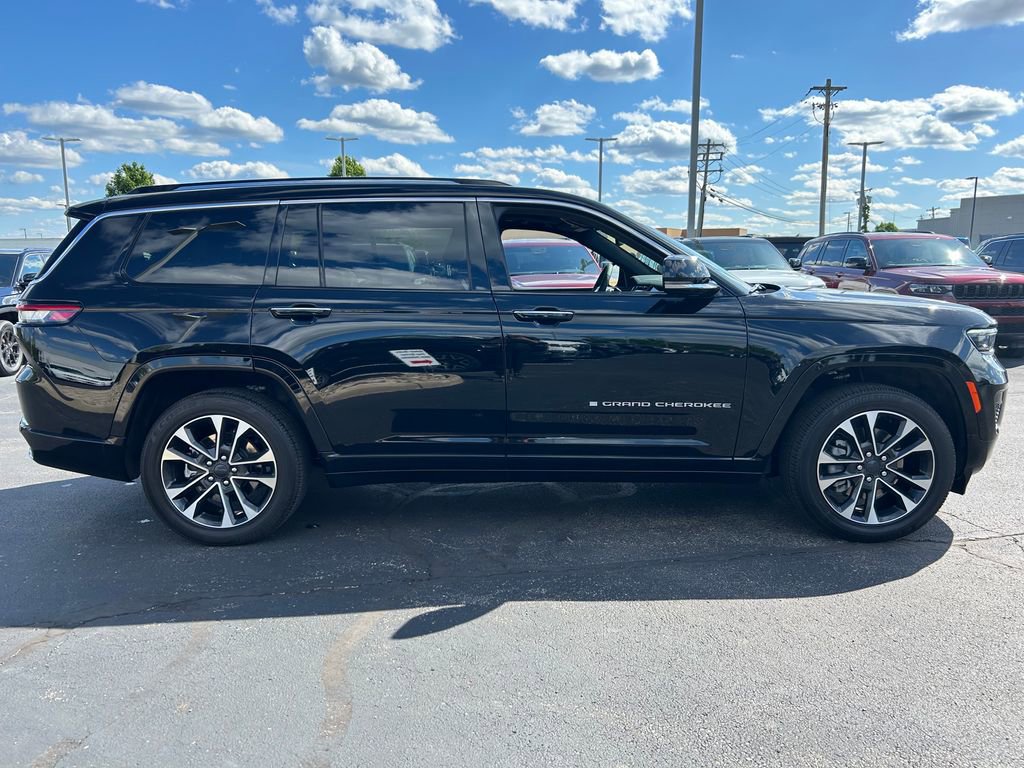 Certified 2023 Jeep Grand Cherokee L Overland AWD/4WD image 8