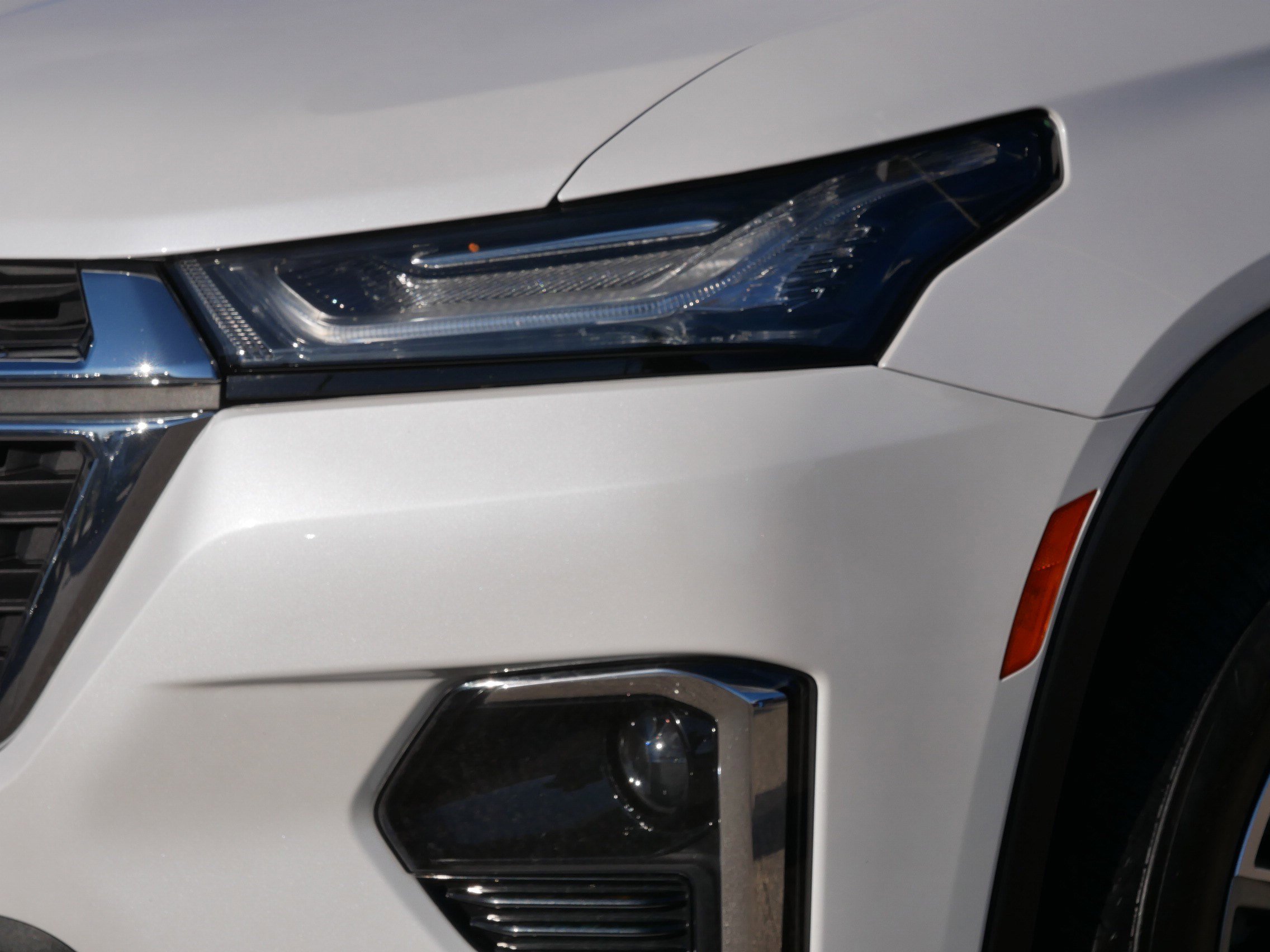 Used 2023 Chevrolet Traverse LT image 16