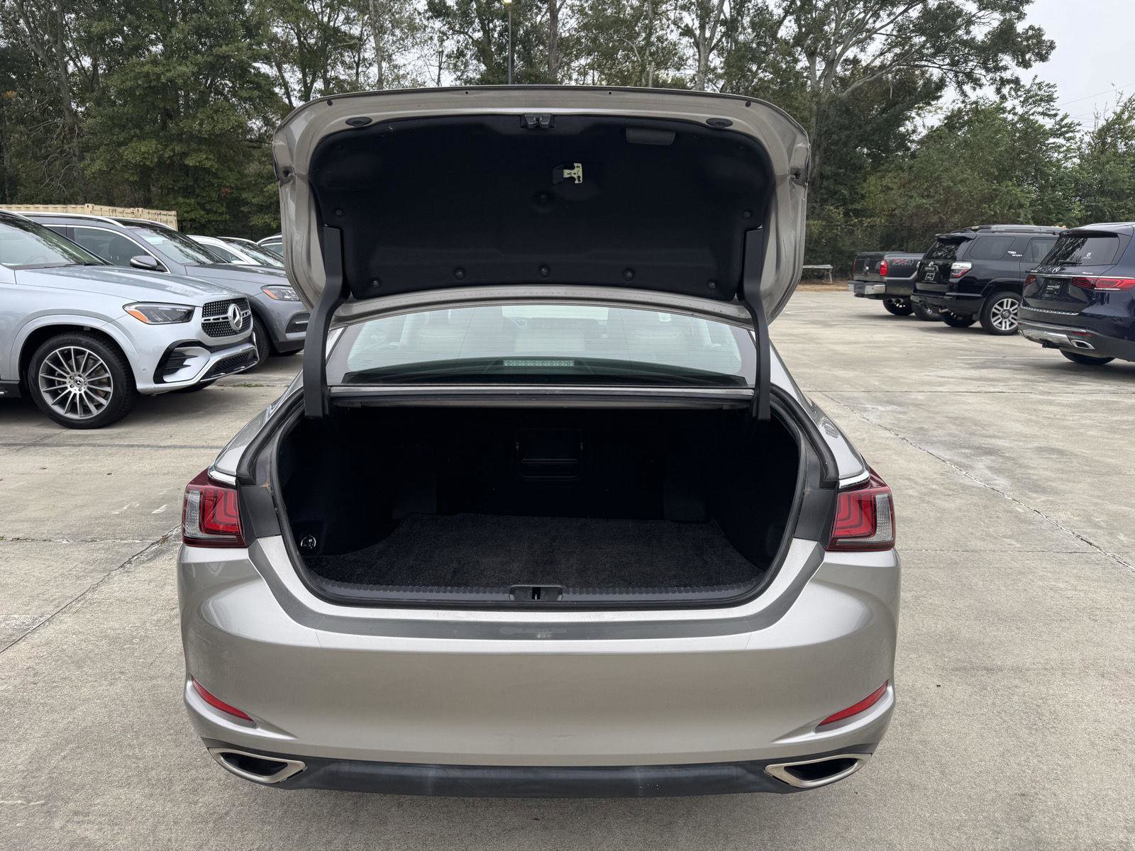 Used 2021 Lexus ES 350 image 23