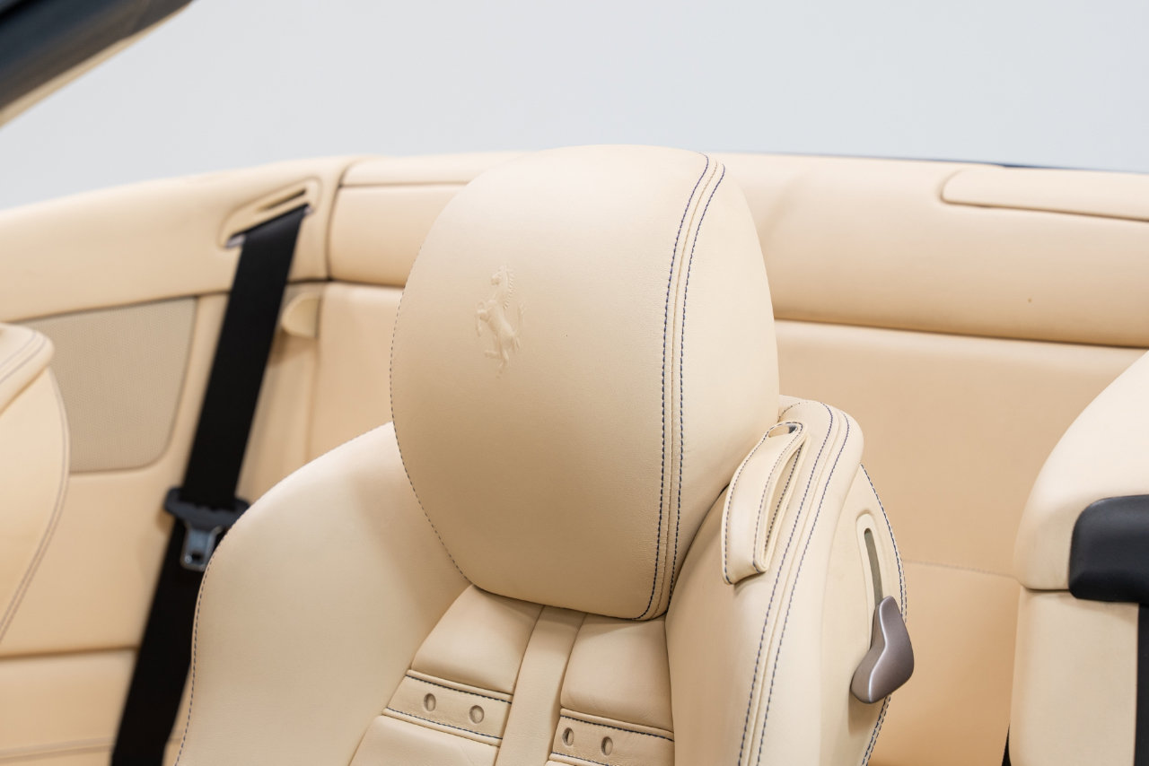 Used 2010 Ferrari California image 72