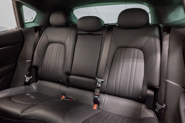 Used 2023 Maserati Levante GT AWD/4WD image 19