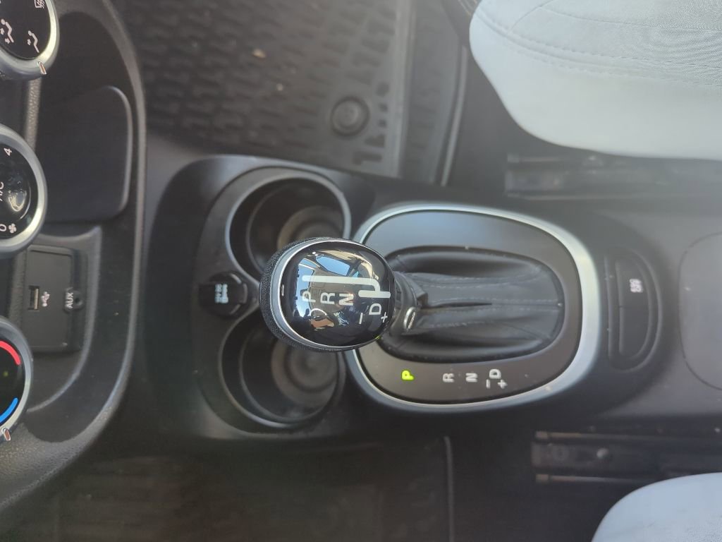 Used 2014 FIAT 500L Easy FWD image 8