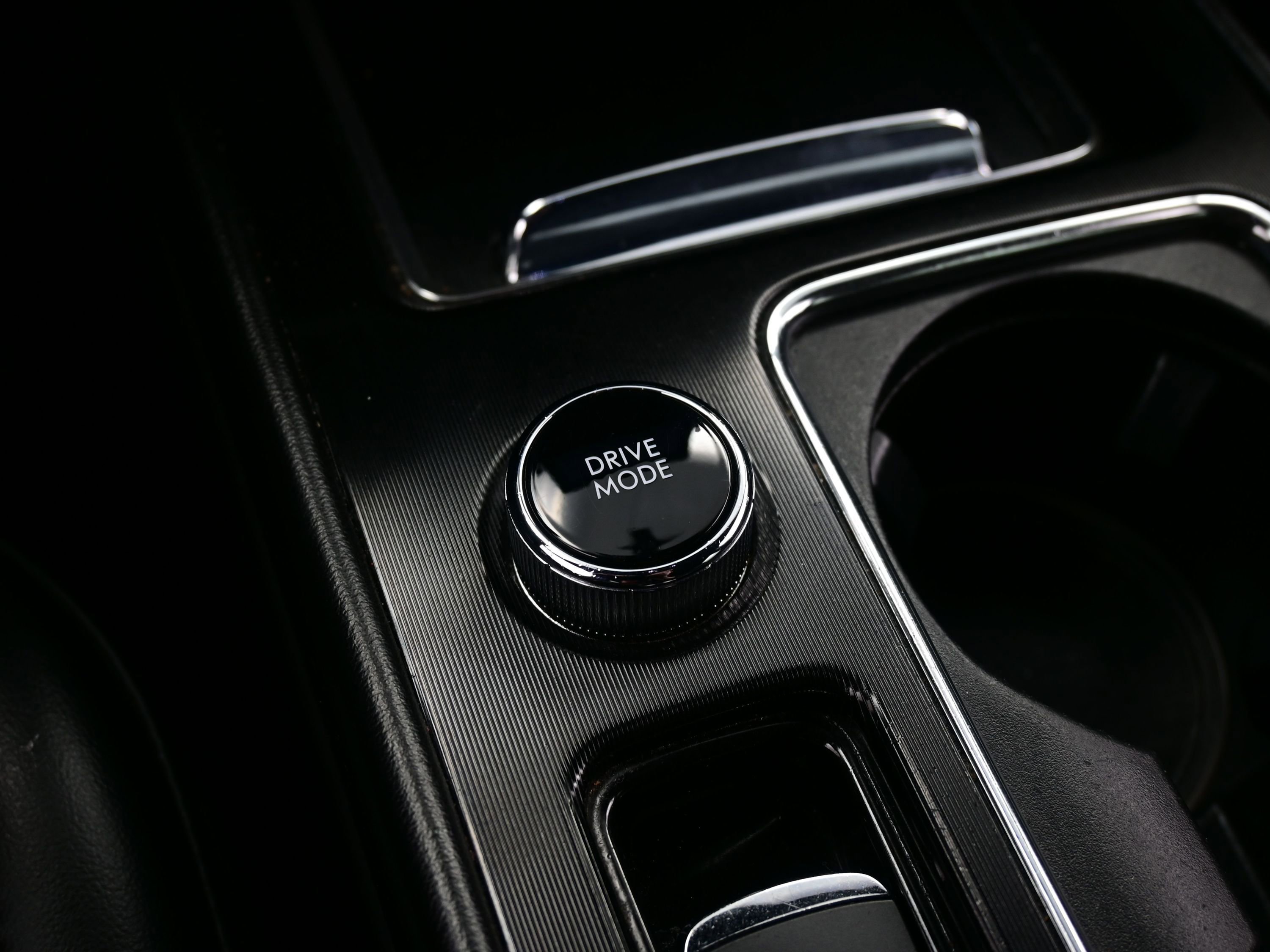 Used 2022 Lincoln Corsair Reserve w/ Equipment Group 201A image 22