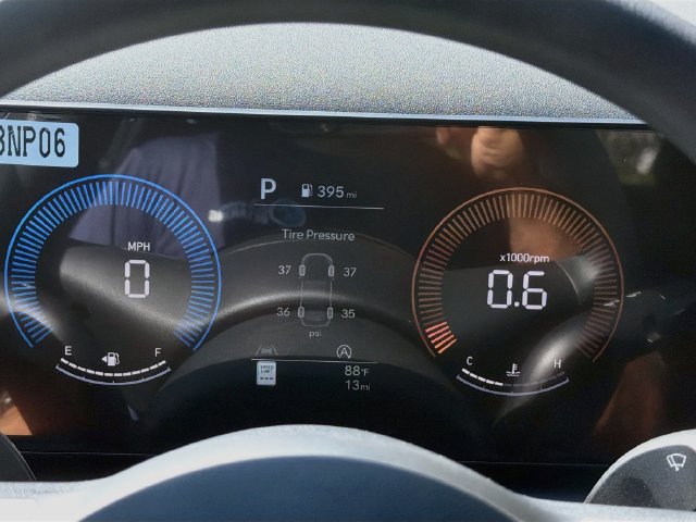 New 2026 Hyundai Tucson SEL Plus FWD image 12