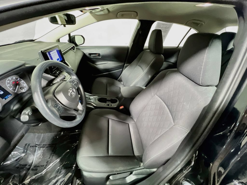Certified 2025 Toyota Corolla LE FWD image 18