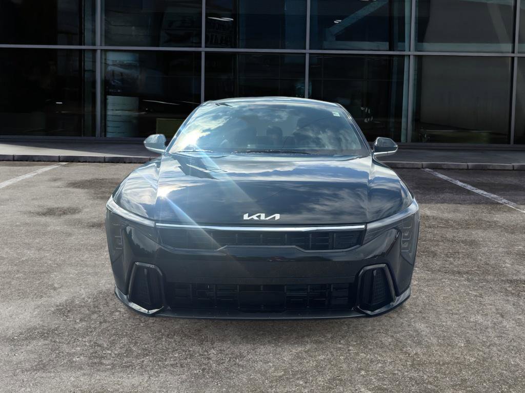 New 2025 Kia K4 GT-Line image 2
