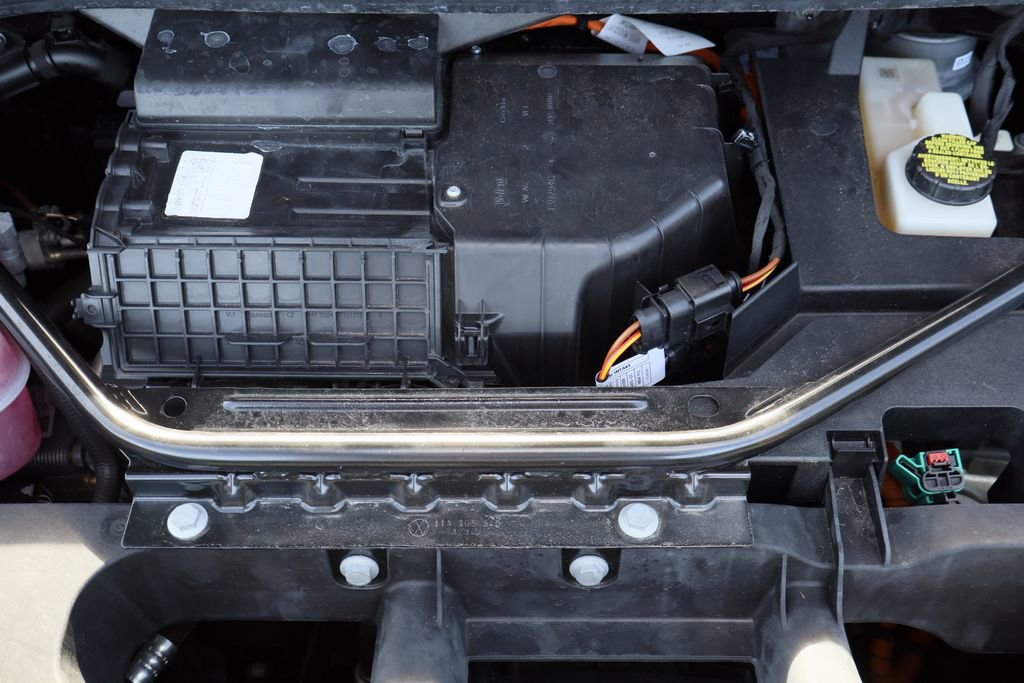 Used 2024 Volkswagen ID.4 S image 30