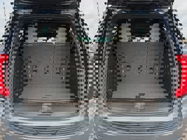 Used 2022 GMC Yukon SLE image 18