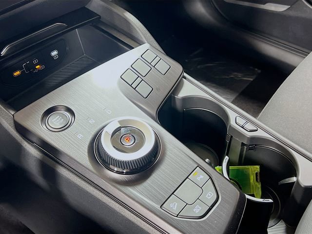 New 2026 Kia Sportage LX image 16