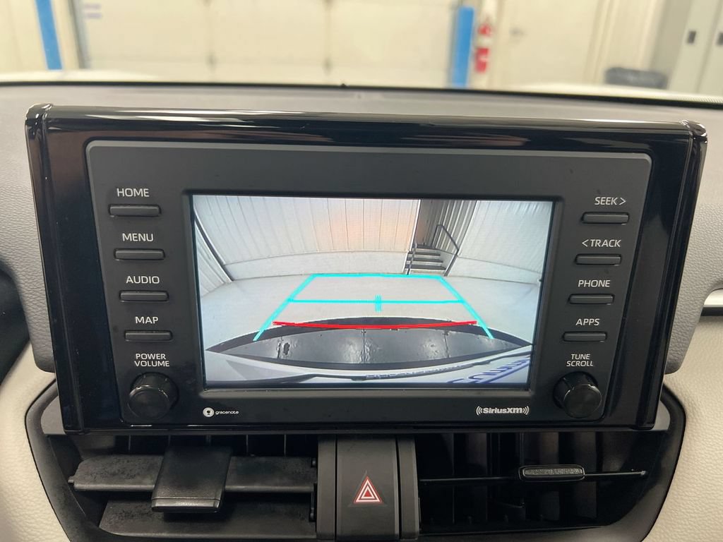 Used 2022 Toyota RAV4 XLE w/ Convenience Package AWD/4WD image 15