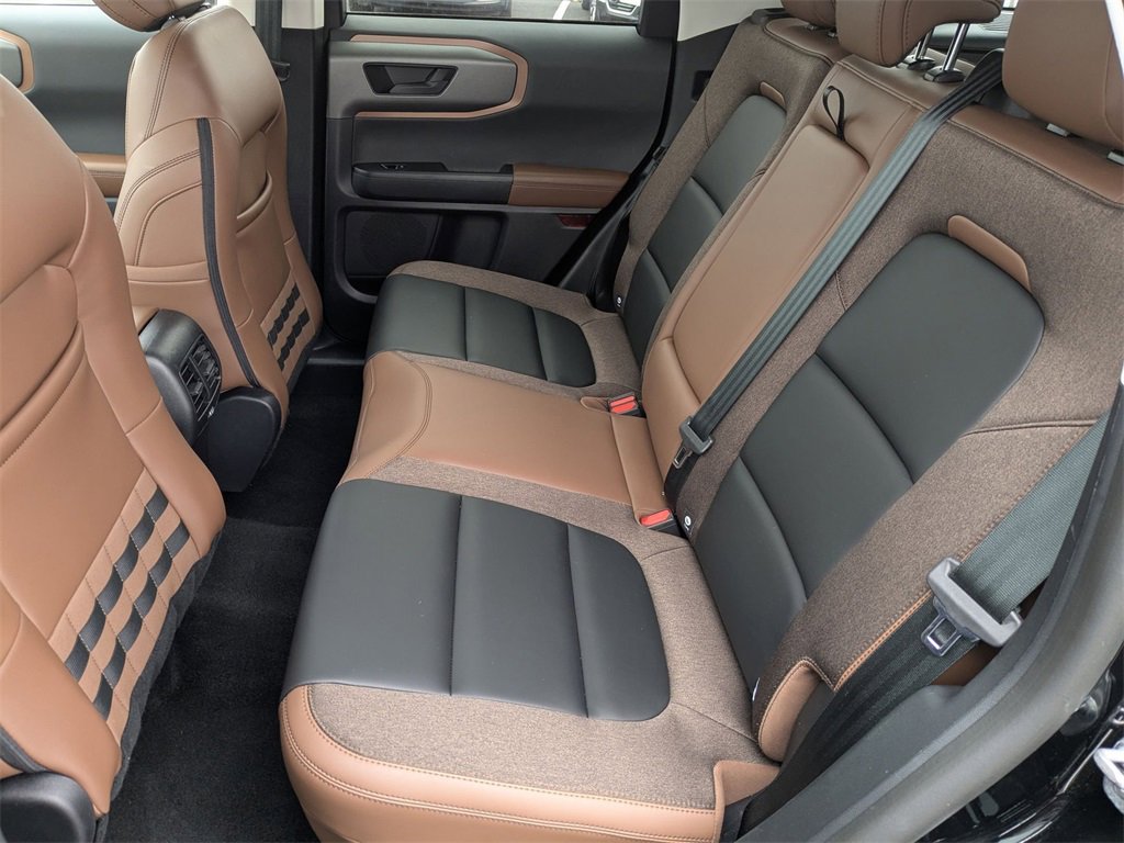 Used 2025 Ford Bronco Sport Outer Banks image 28