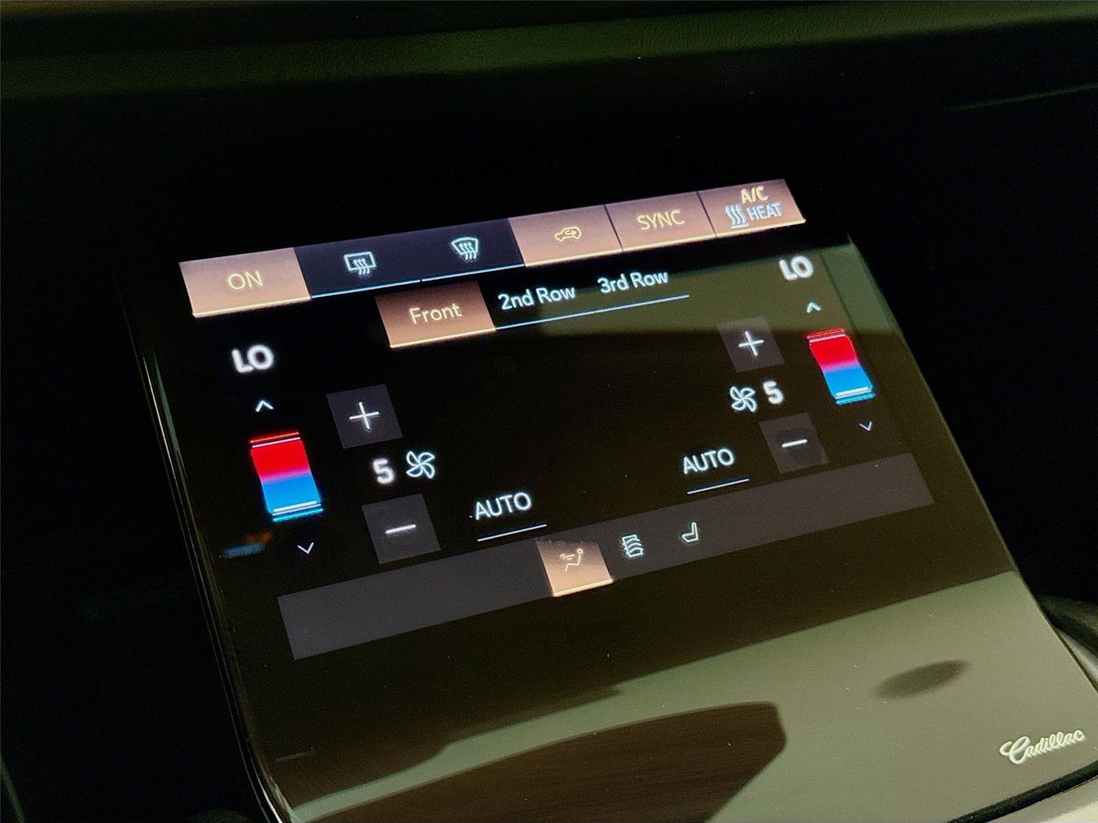 Used 2026 Cadillac Vistiq Platinum w/ LPO, Floor Liner Package image 12