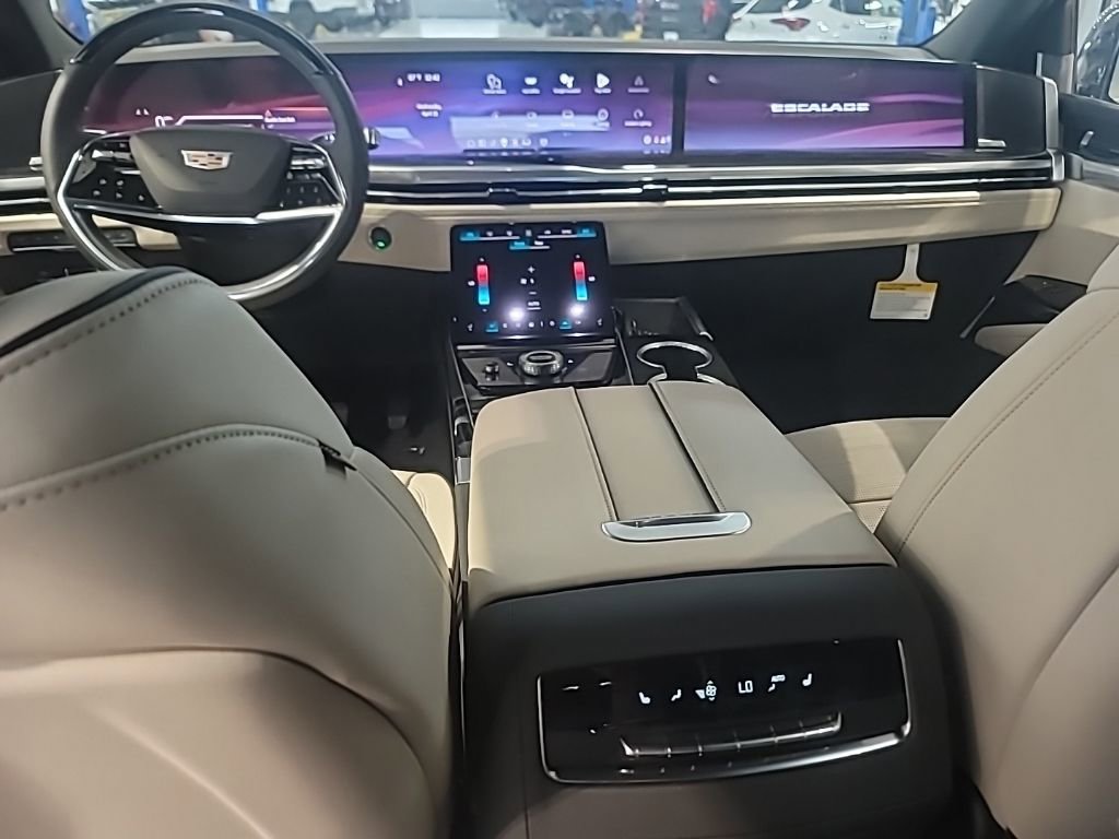 Certified 2026 Cadillac Escalade ESV Sport w/ Touring Package AWD/4WD image 22
