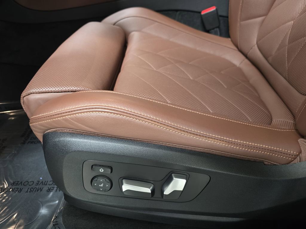 Used 2023 BMW X5 xDrive40i w/ Premium Package image 25