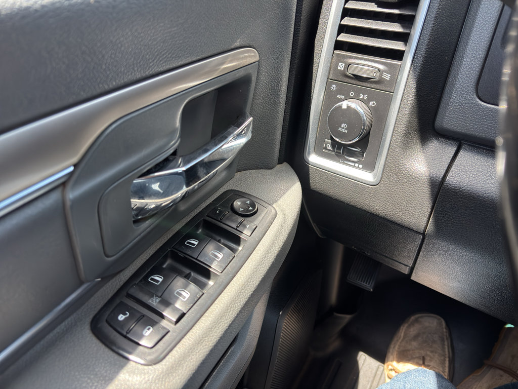 Used 2018 RAM 3500 Lone Star AWD/4WD image 19