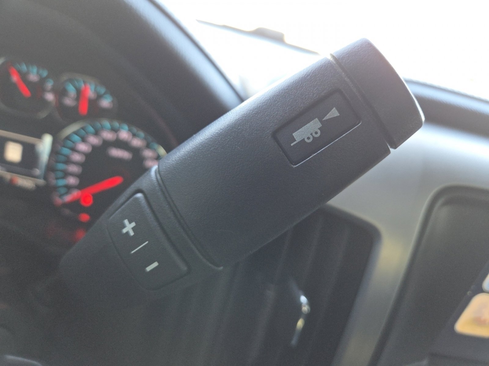 Used 2018 GMC Sierra 1500 SLT w/ SLT Premium Package image 5