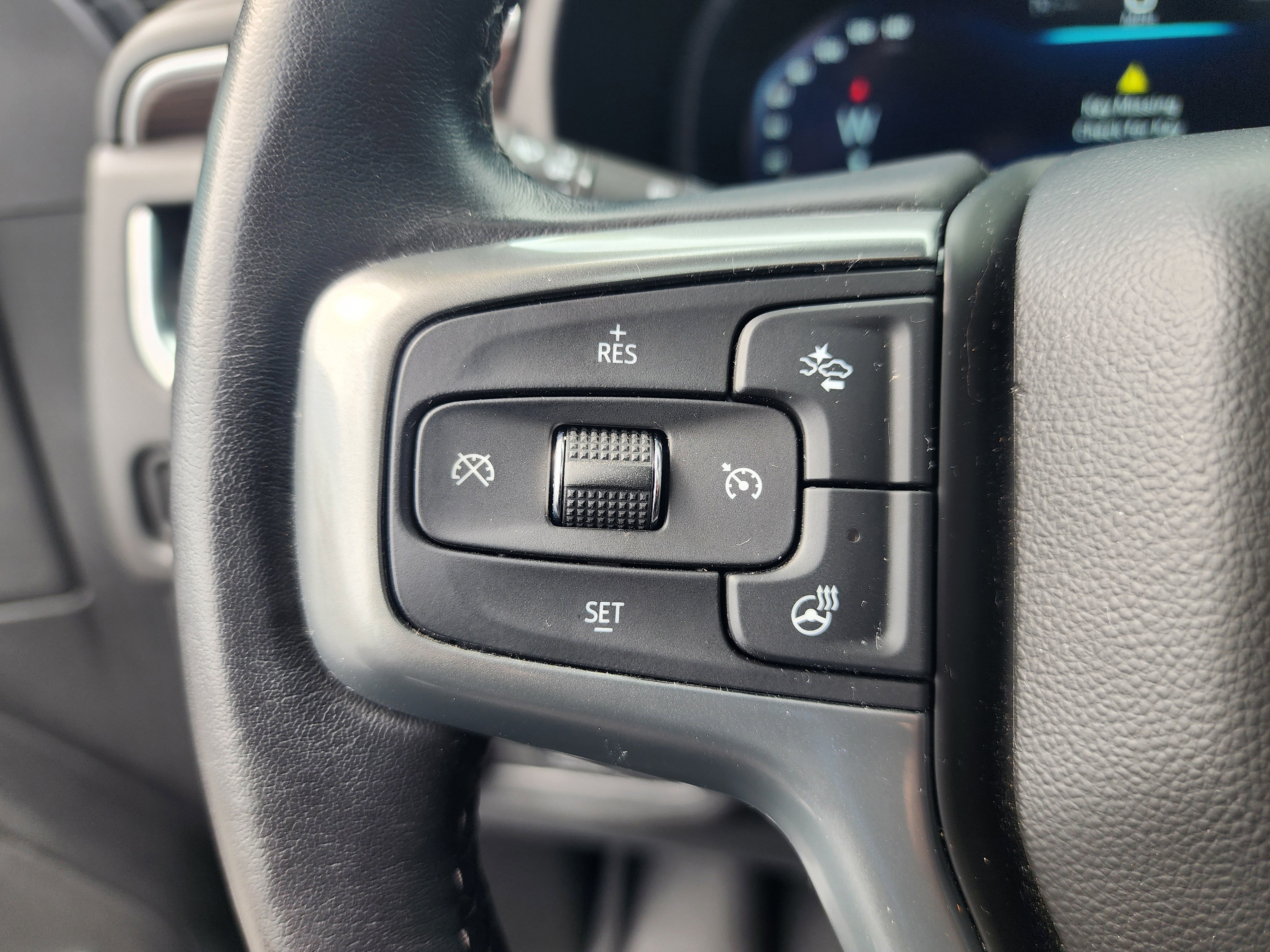 Used 2022 Chevrolet Tahoe Z71 w/ Z71 Off-Road Package image 31