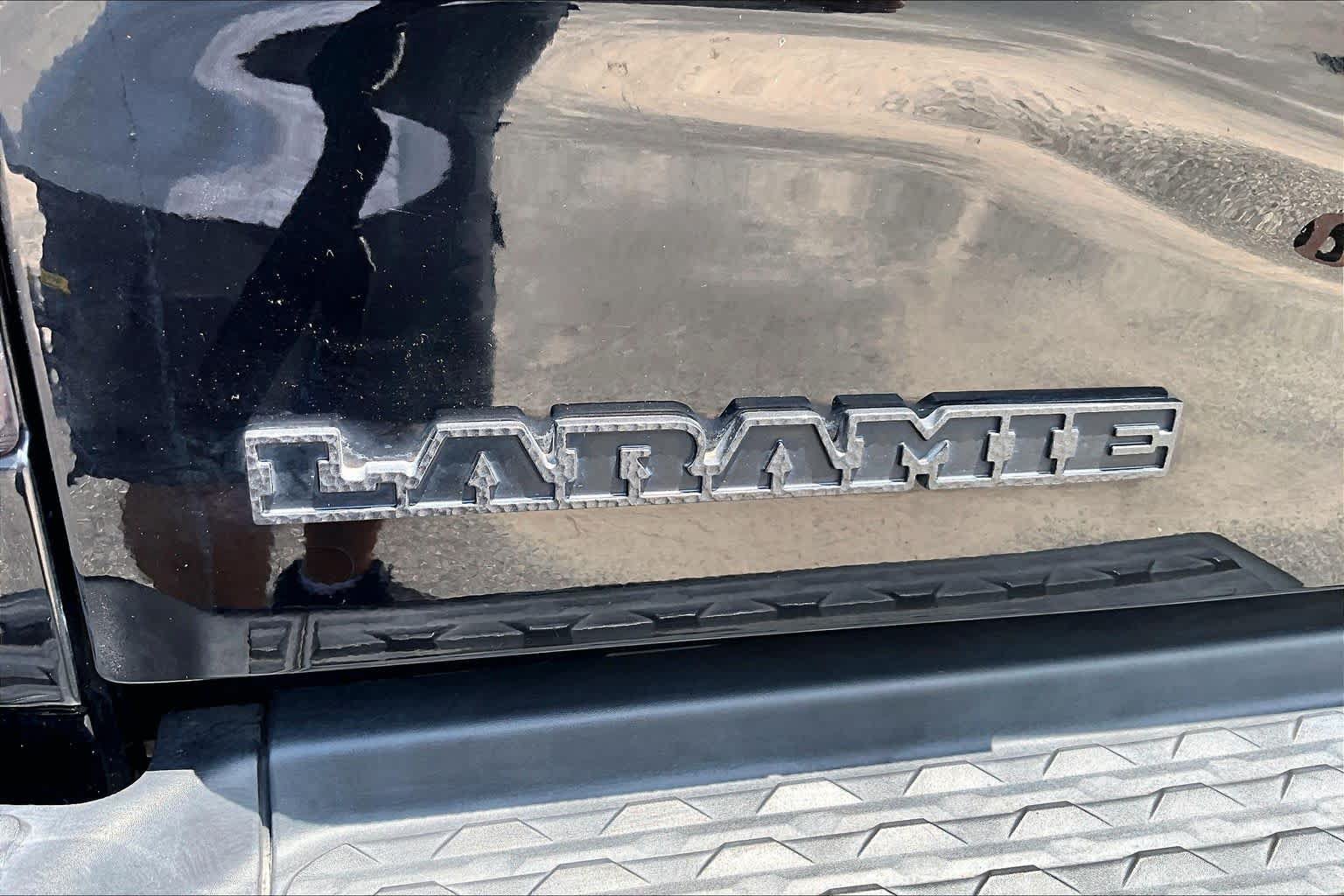 Used 2020 RAM 2500 Laramie AWD/4WD image 10