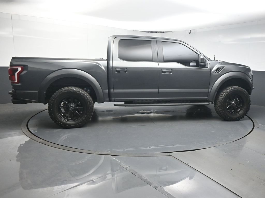 Used 2018 Ford F150 Raptor w/ Equipment Group 802A Luxury image 8