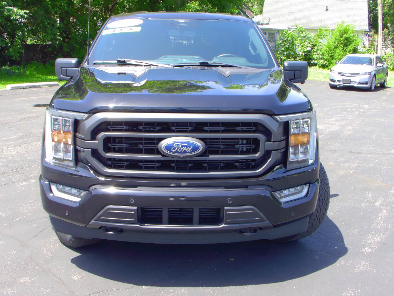 Used 2023 Ford F150 XLT w/ Equipment Group 302A High AWD/4WD image 32