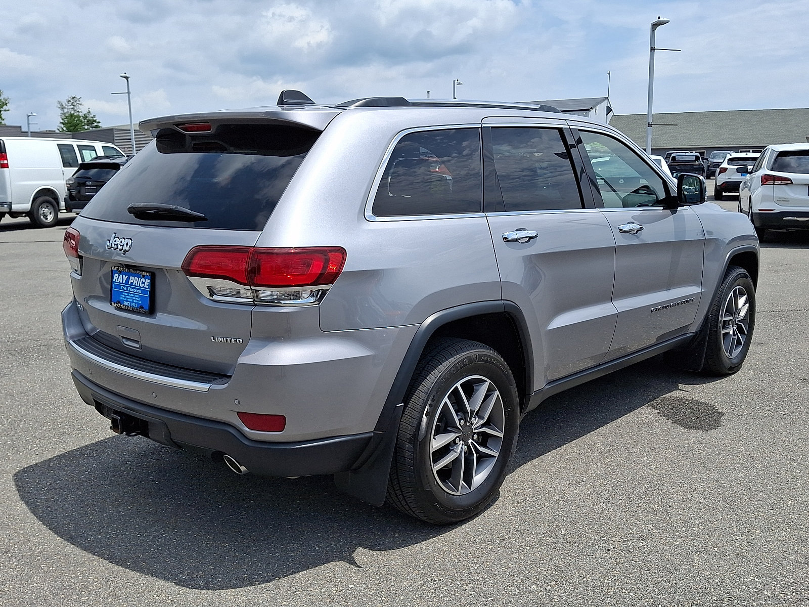 Used 2021 Jeep Grand Cherokee Limited w/ Trailer Tow Group IV AWD/4WD image 6