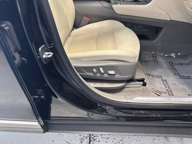 Used 2021 Cadillac XT5 Premium Luxury FWD image 21