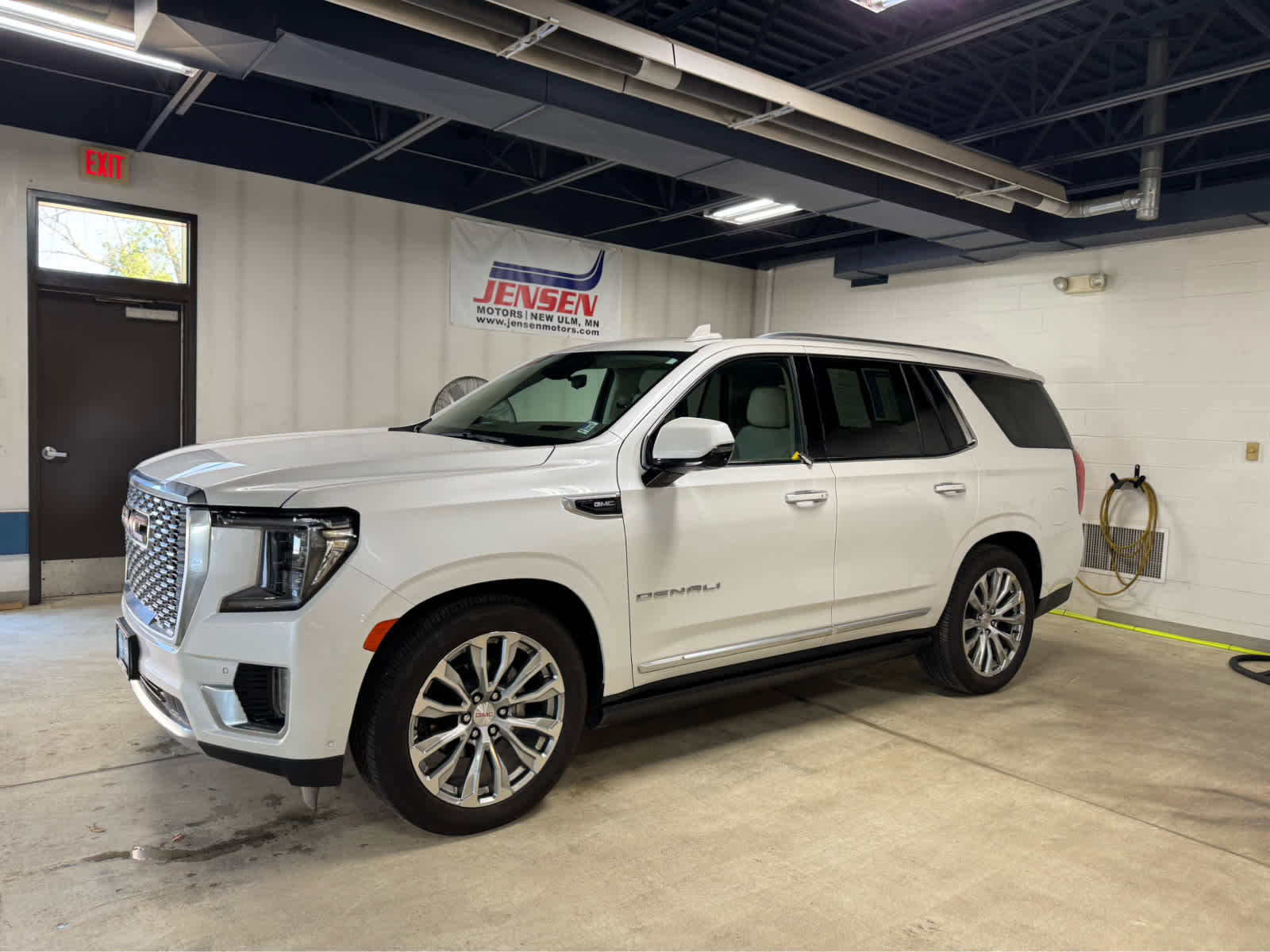 Certified 2024 GMC Yukon Denali w/ Denali Reserve Package