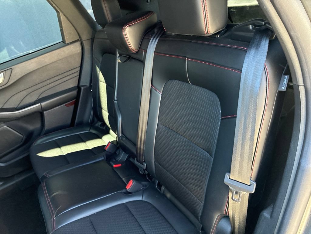 Used 2025 Ford Escape ST-Line AWD/4WD image 11