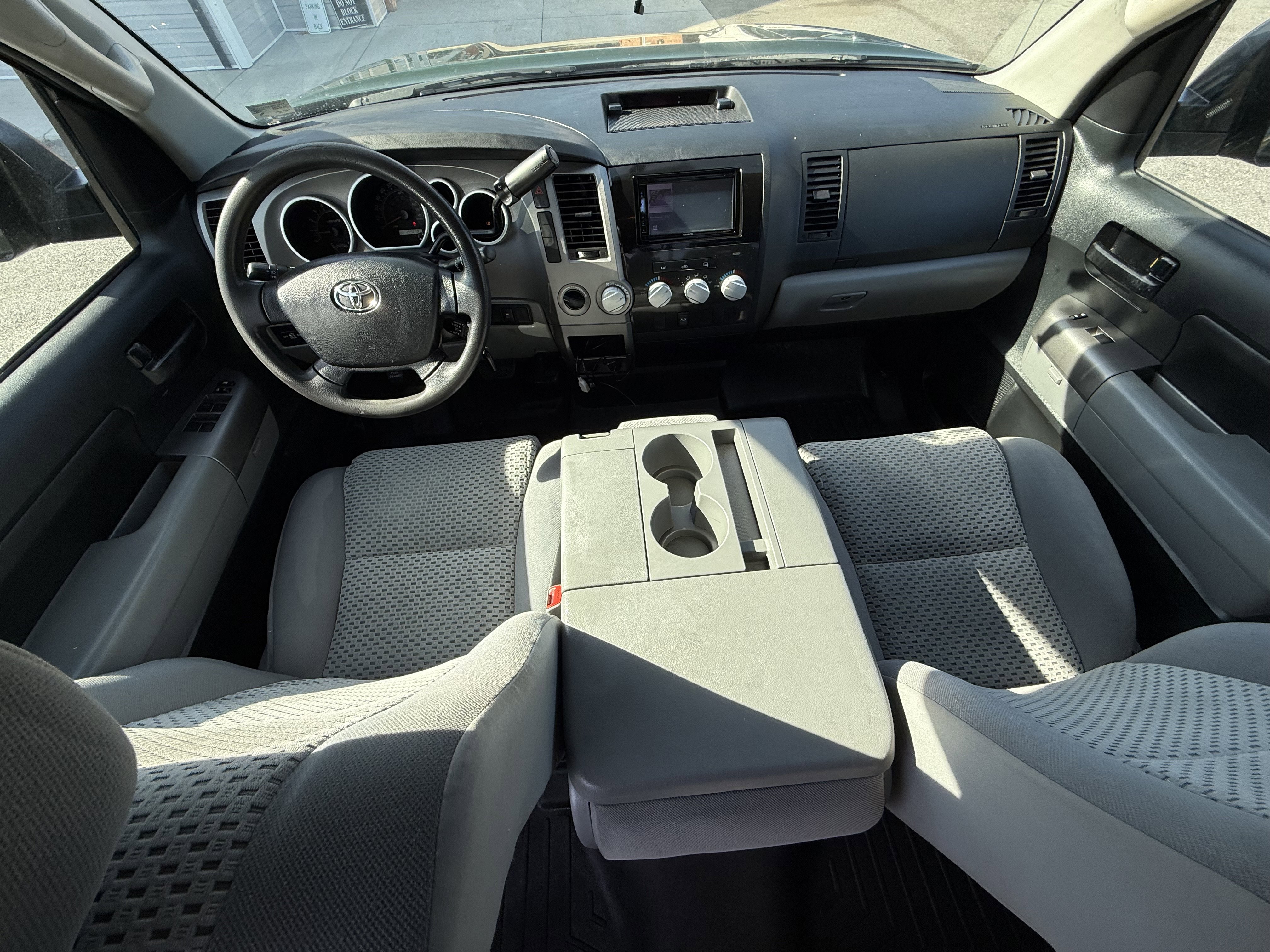 Used 2012 Toyota Tundra 4x4 Double Cab w/ Tow Pkg image 2