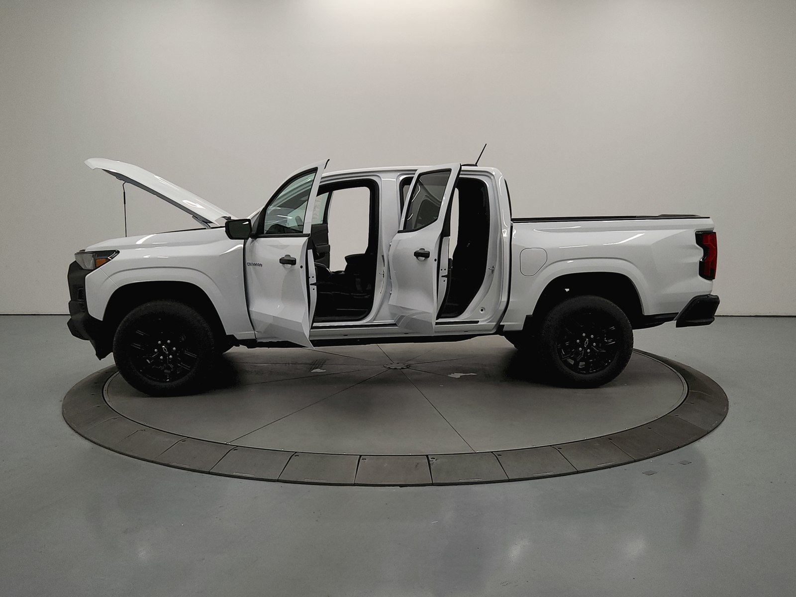 New 2026 Chevrolet Colorado W/T w/ WT Custom Package RWD image 13