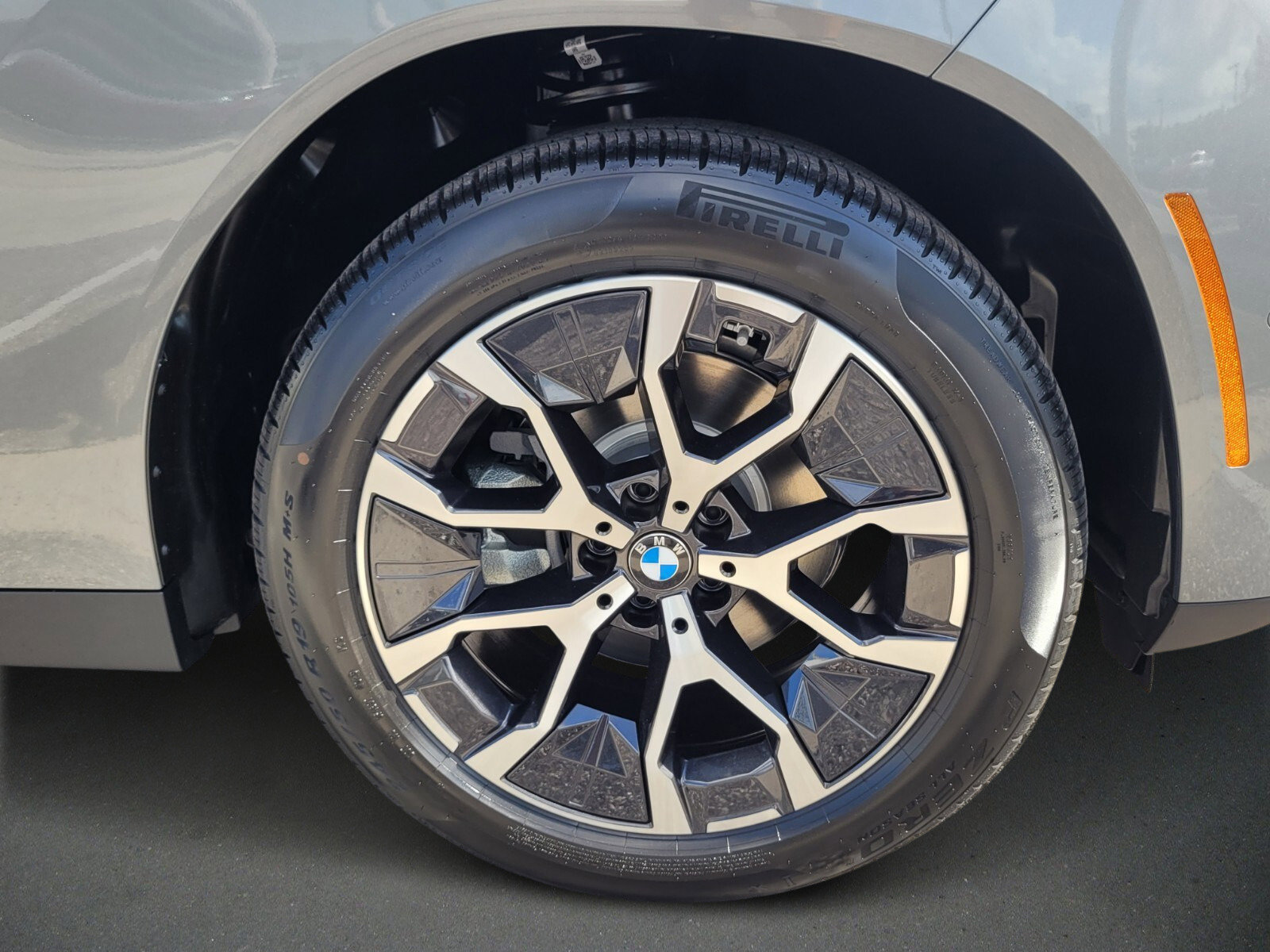 New 2025 BMW X3 xDrive30i w/ Convenience Package image 9