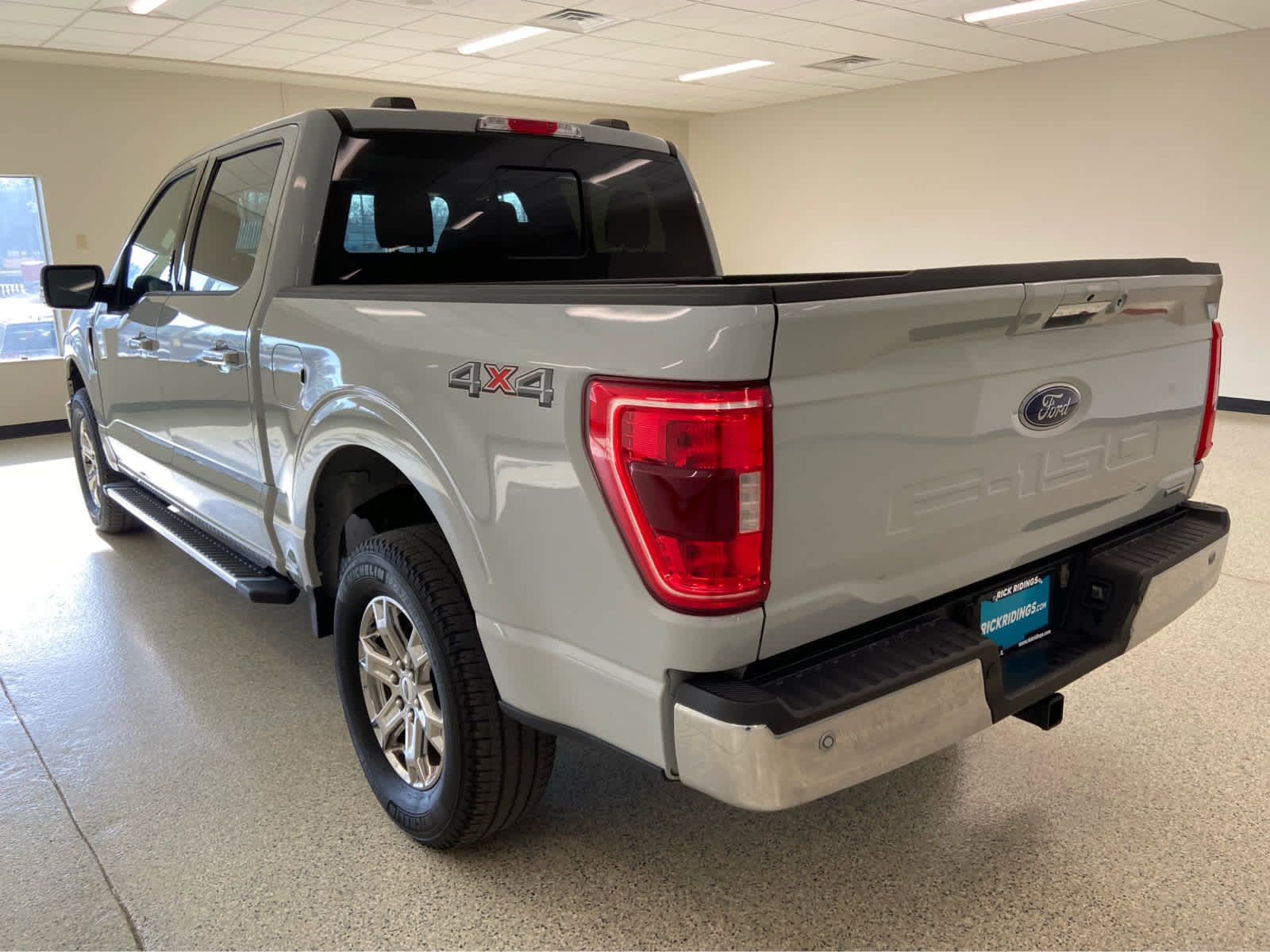 Used 2023 Ford F150 XLT w/ Equipment Group 302A High image 10