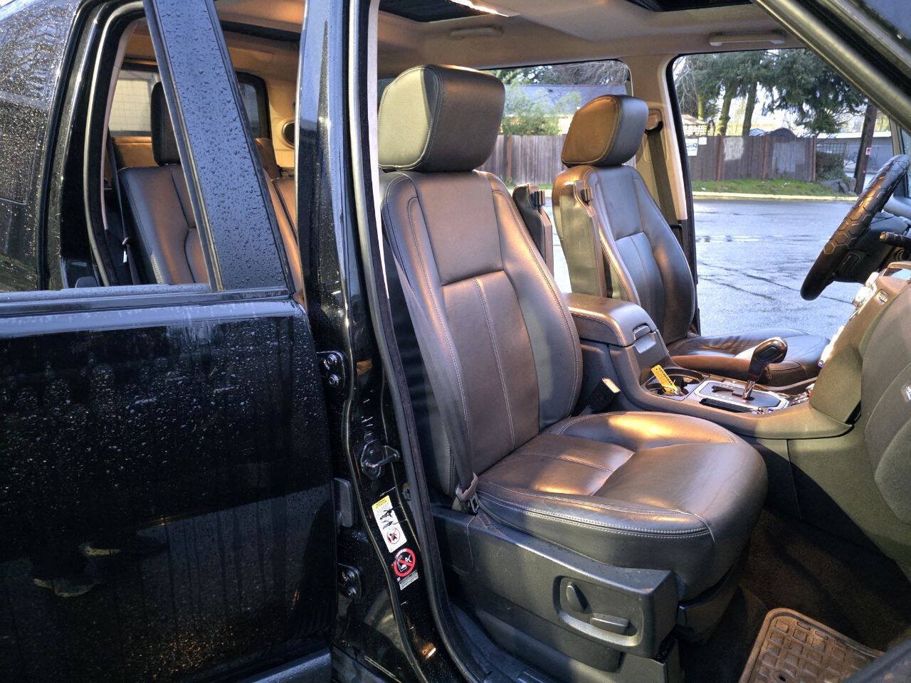 Used 2010 Land Rover LR4 HSE LUX AWD/4WD image 26