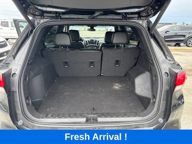 Used 2023 Chevrolet Equinox RS w/ RS Leather Package FWD image 4