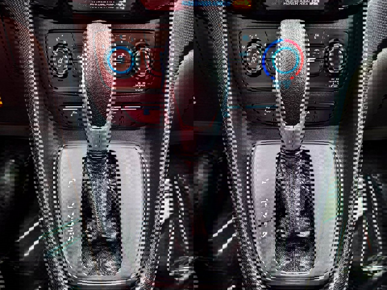 Used 2022 Ford Transit Connect XL image 20